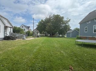 2448 N 16th St, Milwaukee, WI 53206