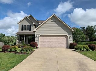 472 Charleton Dr, Medina, OH 44256