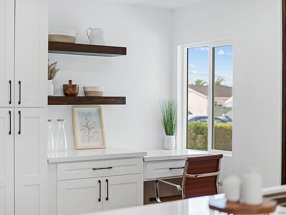 5th image of 7059 Windward St
