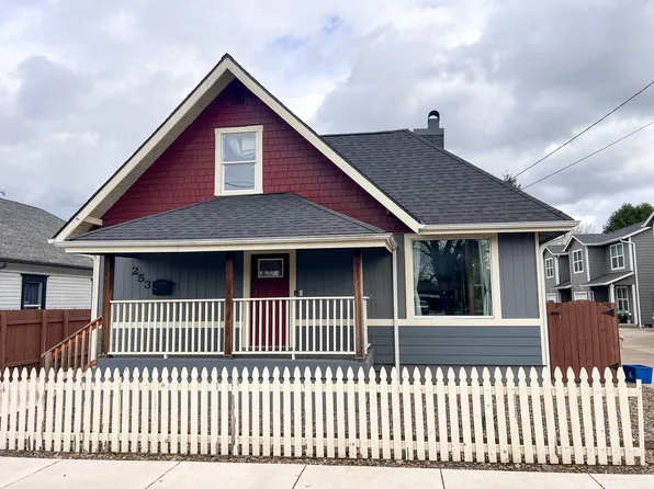 253 S 3rd St, Lebanon, OR 97355