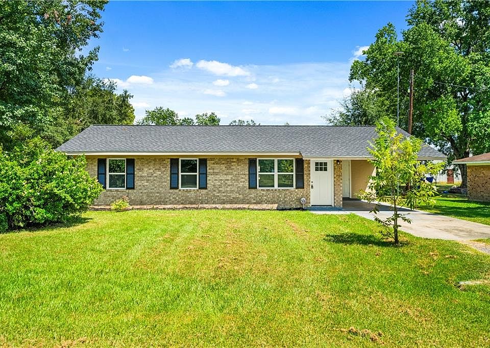 1st image of 1145 Bordelon Dr