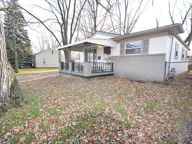 86 E Dallas Ave — Photo 12