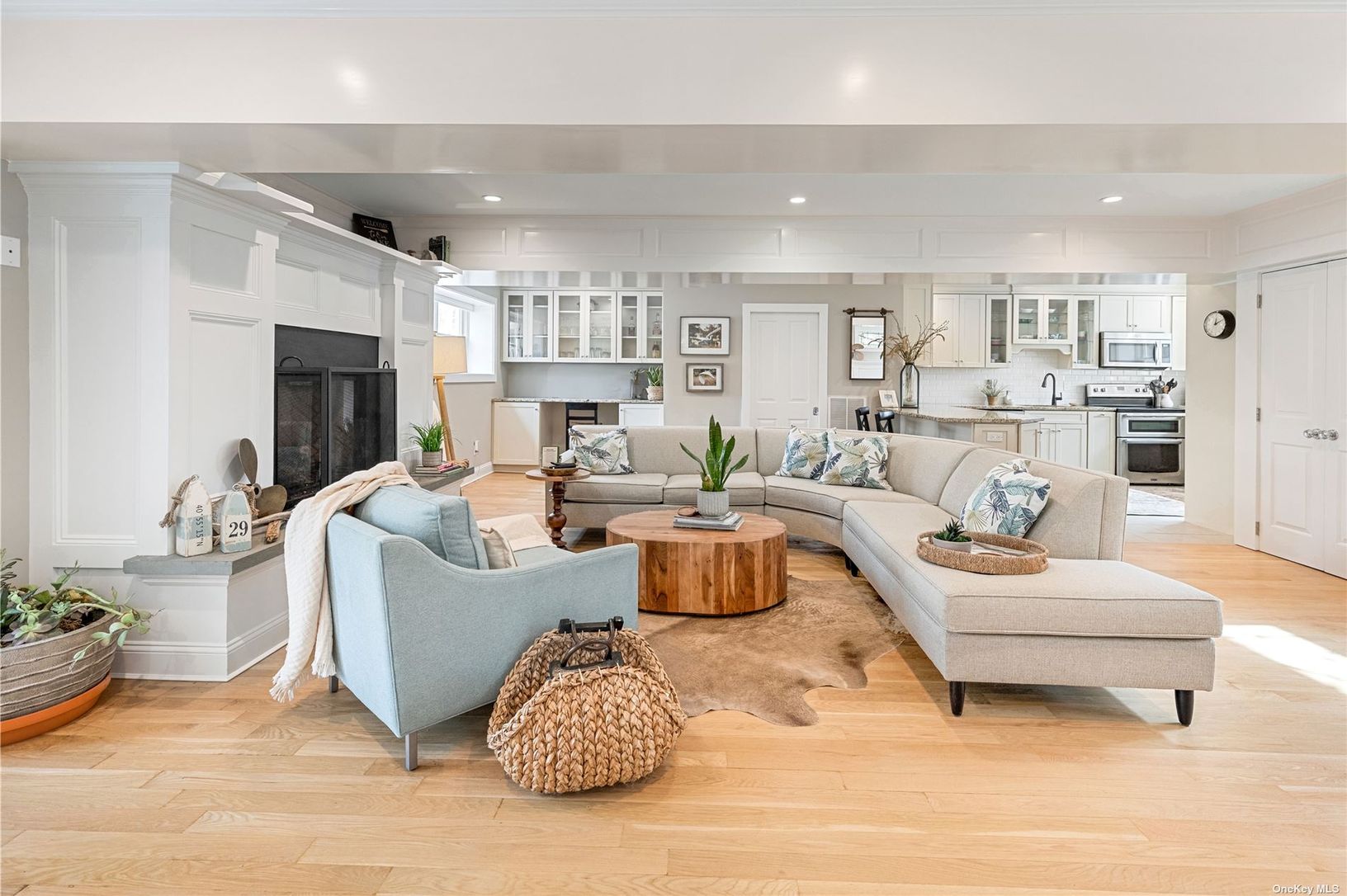  Fabulous open floor plan
