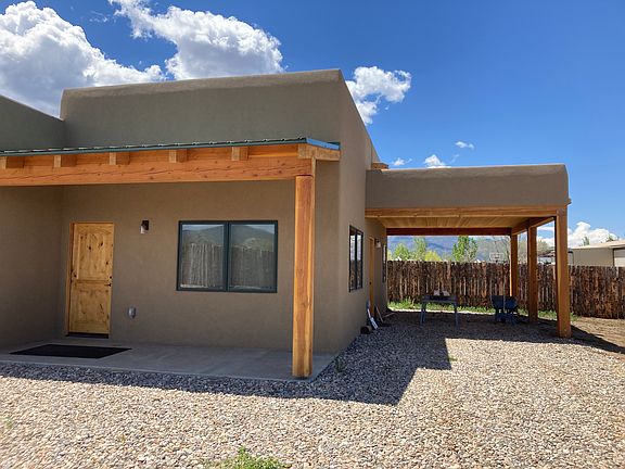 2nd image of 323 Espinoza Rd