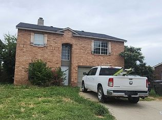 8150 Heritage Way Dr, Fort Worth, TX 76137