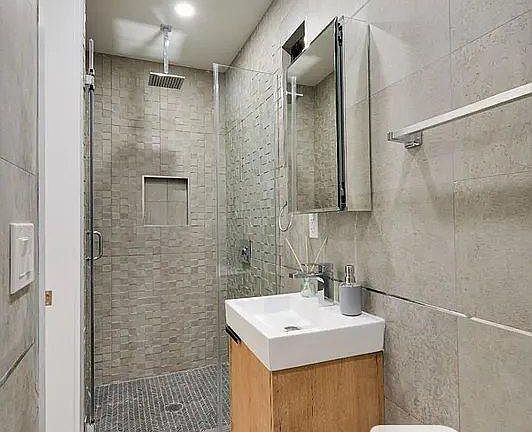 5th image of 1431 York Ave #57