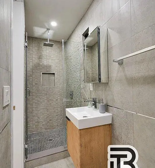 1431 York Ave #57 — Photo 5