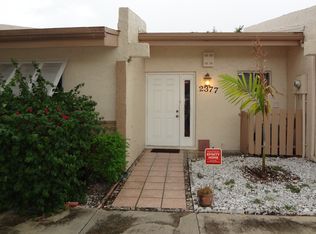 2377 N 37th Ave, Hollywood, FL 33021