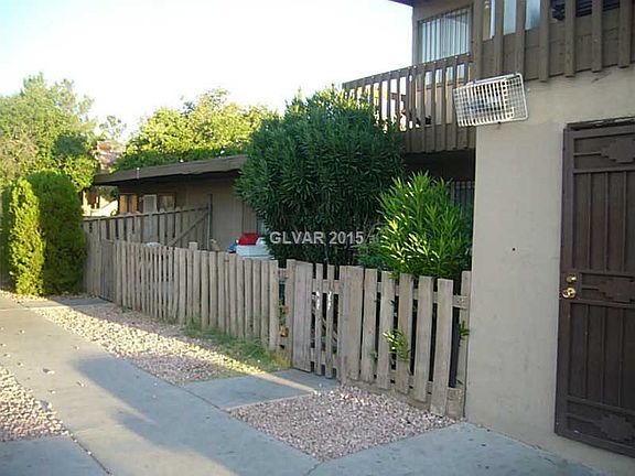 4th image of 1204 N Jones Blvd