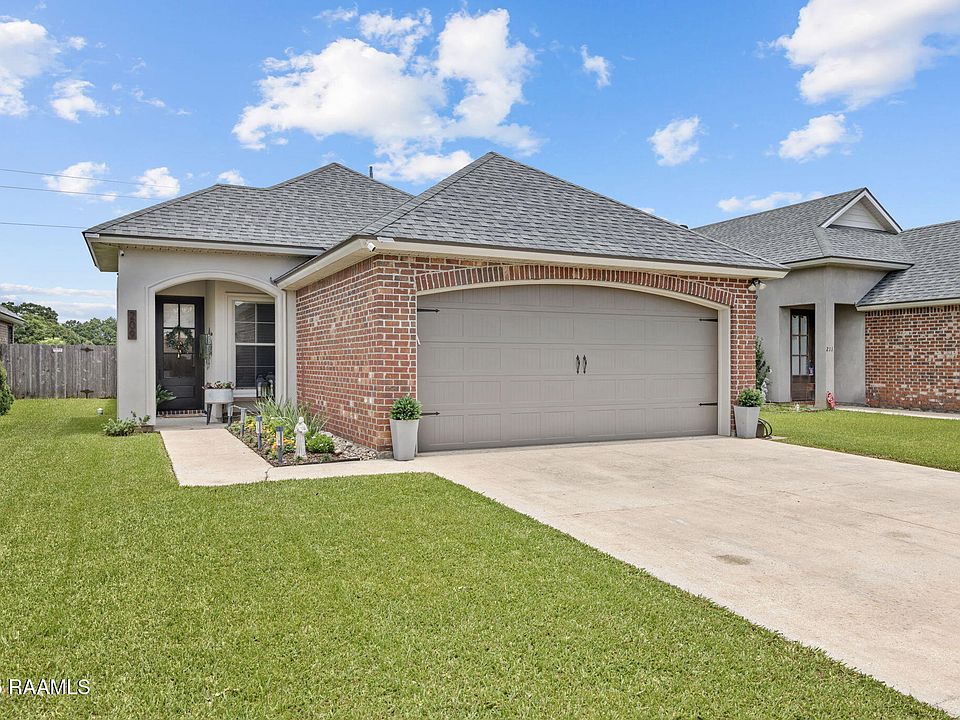 1st image of 209 Rolling Mill Ln