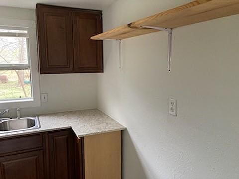 4th image of 3479 River Crest Ln