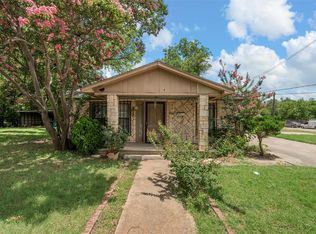 1320 S 26th St, Waco, TX 76706