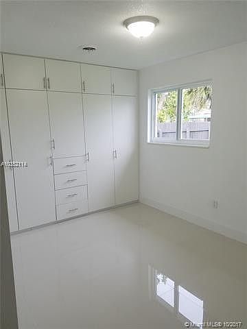 1st image of 5821 SW 92nd Ave