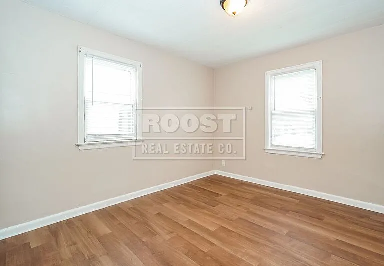 2317 Parkwood Ave — Photo 9