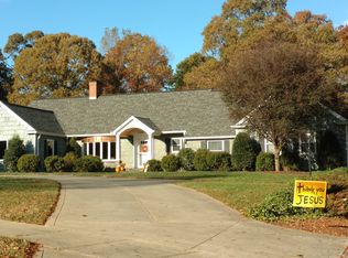 326 Summit Ave, Statesville, NC 28677