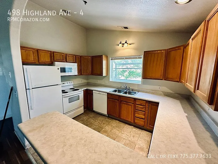 498 Highland Ave #4 — Photo 2