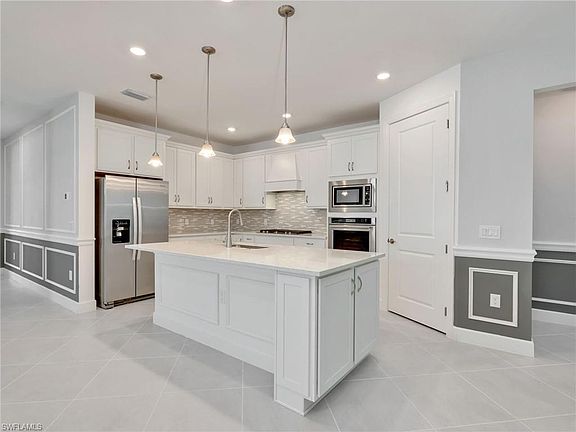 3rd image of 10491 Ventana LN