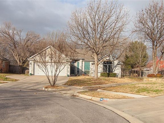2nd image of 611 Engleside Dr