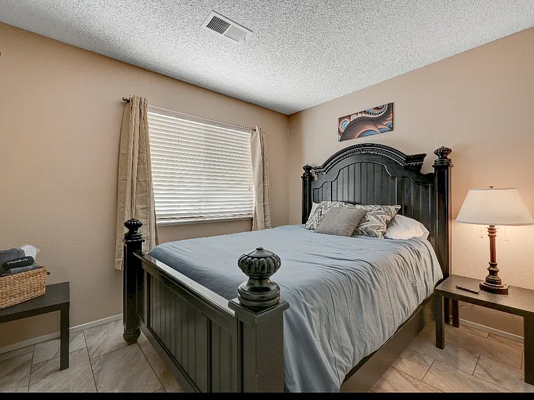 6600 Light Breeze Dr — Photo 12