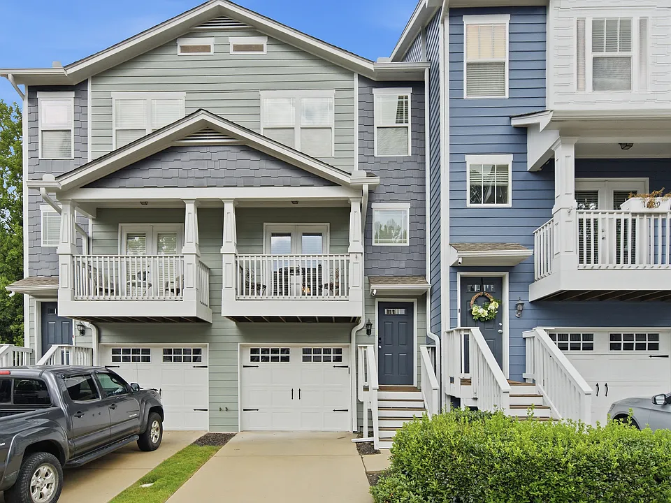 1225 Liberty Pkwy NW
