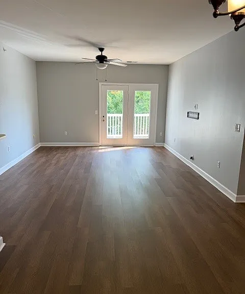 10669 Hill Point Ct — Photo 5
