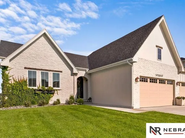 11007 N 159th Ave, Bennington, NE 68007