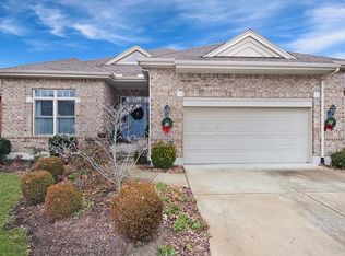 897 Eagle Run Dr, Dayton, OH 45458