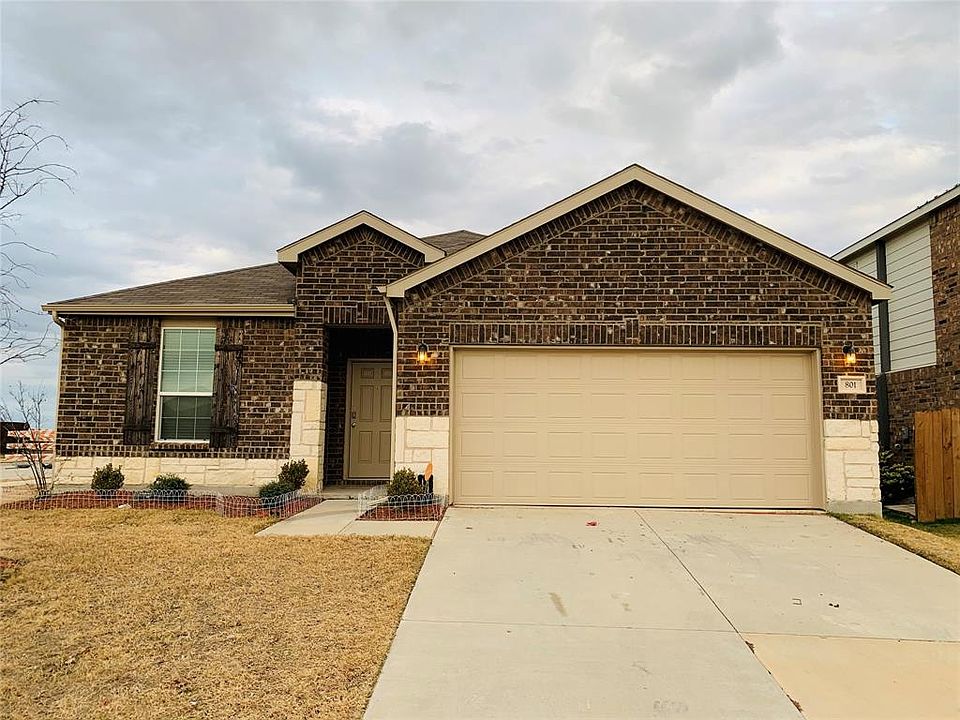 1st image of 801 Jonius Creek Dr