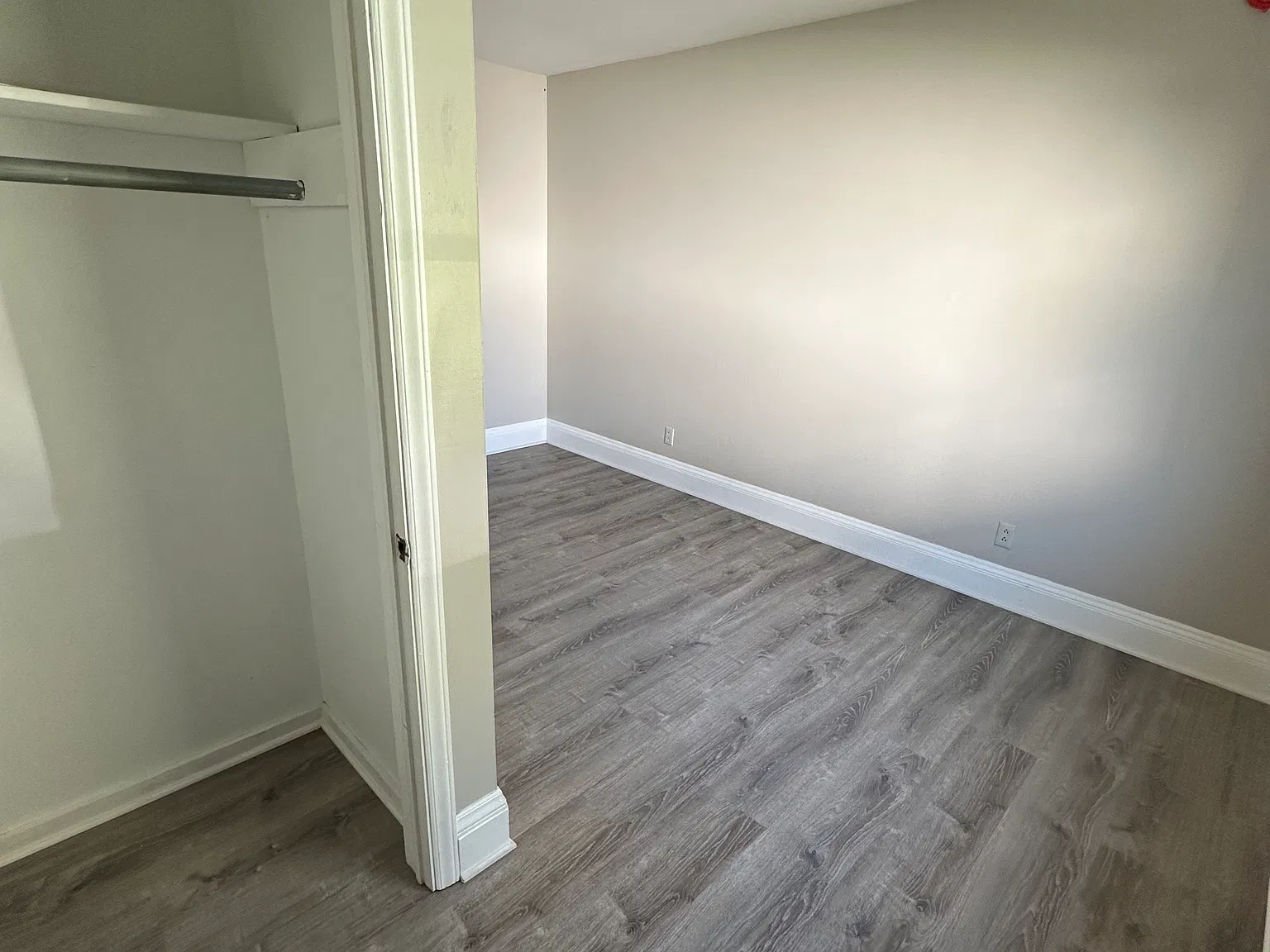 2 bed, $1,200 — Photo 4
