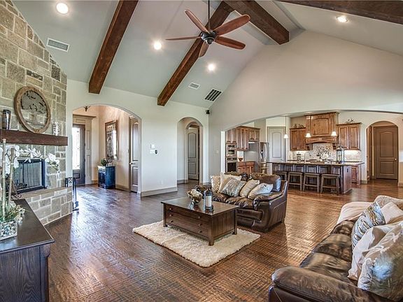 3rd image of 4065 Preston Lakes Cir