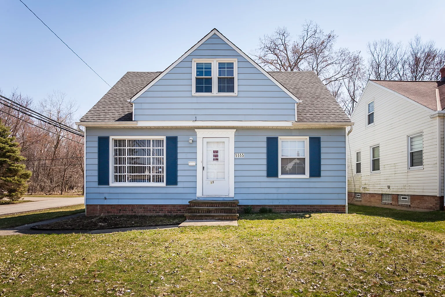 5555 Dalewood Ave photo 1