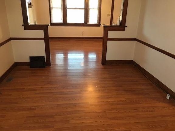 2nd image of 715 Park St