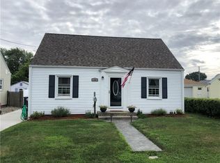 184 Chandler Ave, Cranston, RI 02910