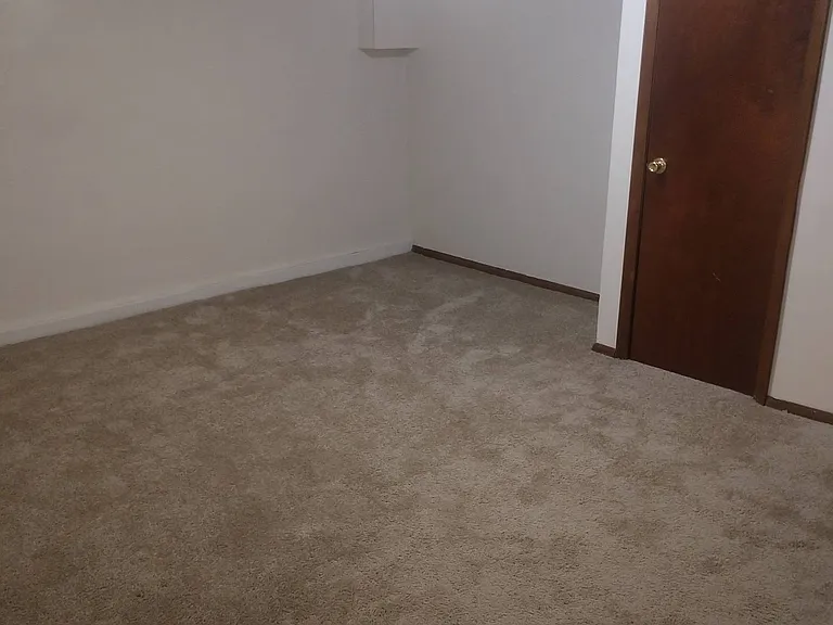 403 Ellen Ave — Photo 6
