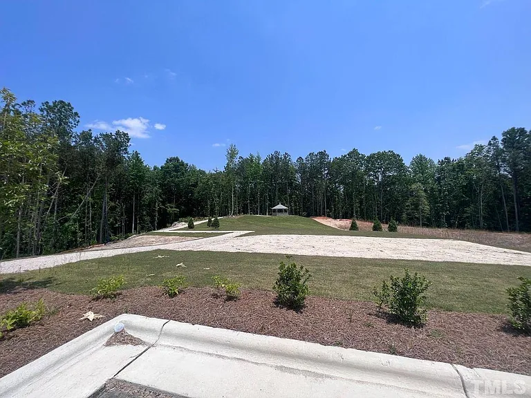 845 Avonmore Dr — Photo 25
