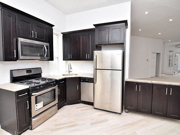 2nd image of 4 E 116th St Frnt 1