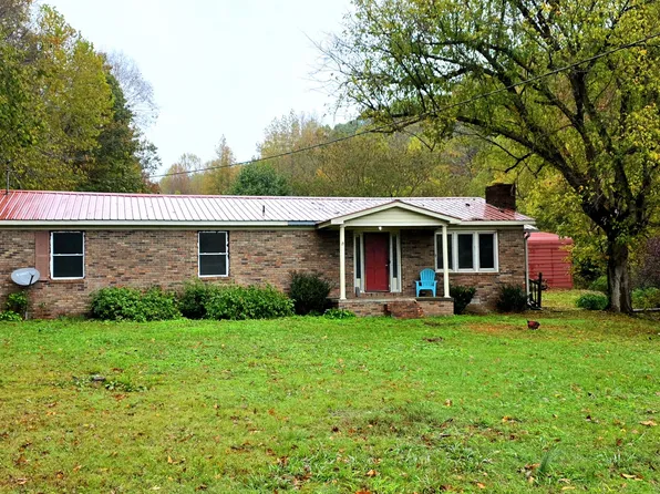 1570 Bear Creek Rd, Collinwood, TN 38450