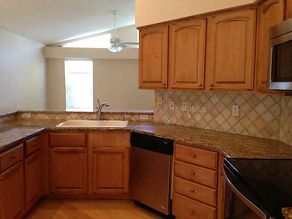 5th image of 1919 Turnberry Dr