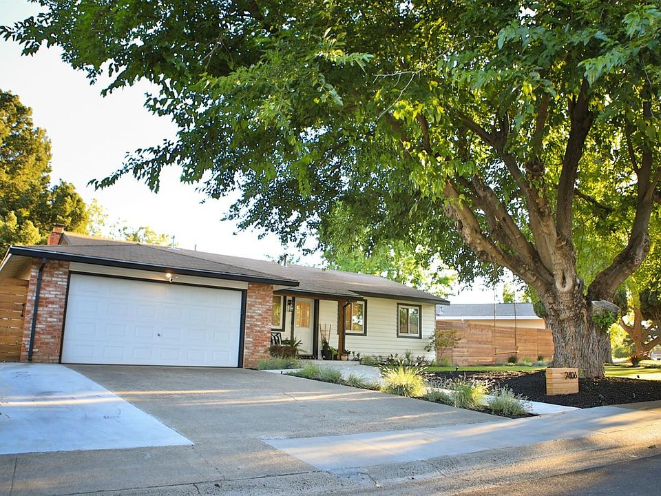 1st image of 2406 La Loma Dr