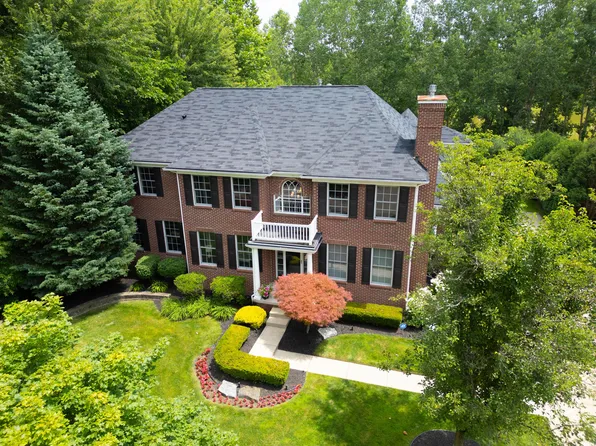 613 Aylesbury Ct, Canton, MI 48187