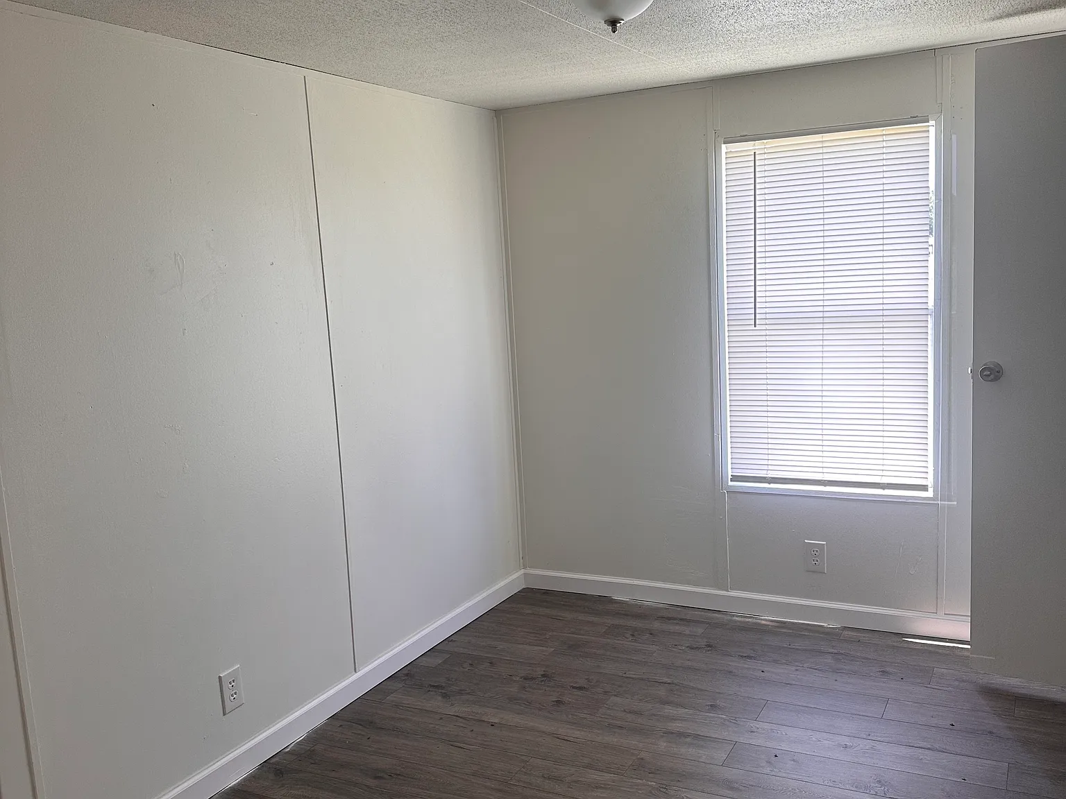 2817 N FM 157 — Photo 4
