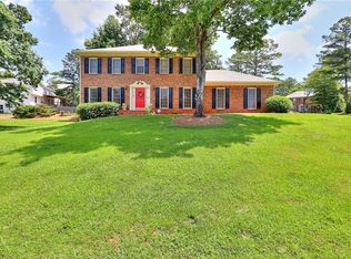 1408 Fawnbrook Ct, Lilburn, GA 30047