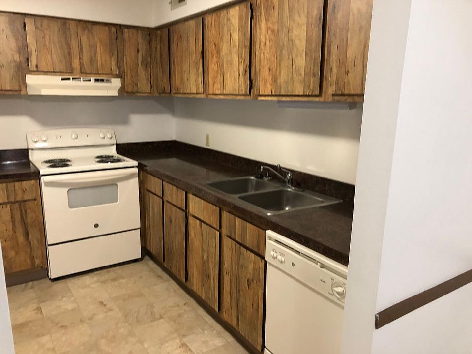1st image of 1707 Hampton Knoll Dr