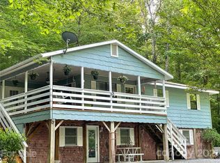 60 Ledge Ter, Hendersonville, NC 28792