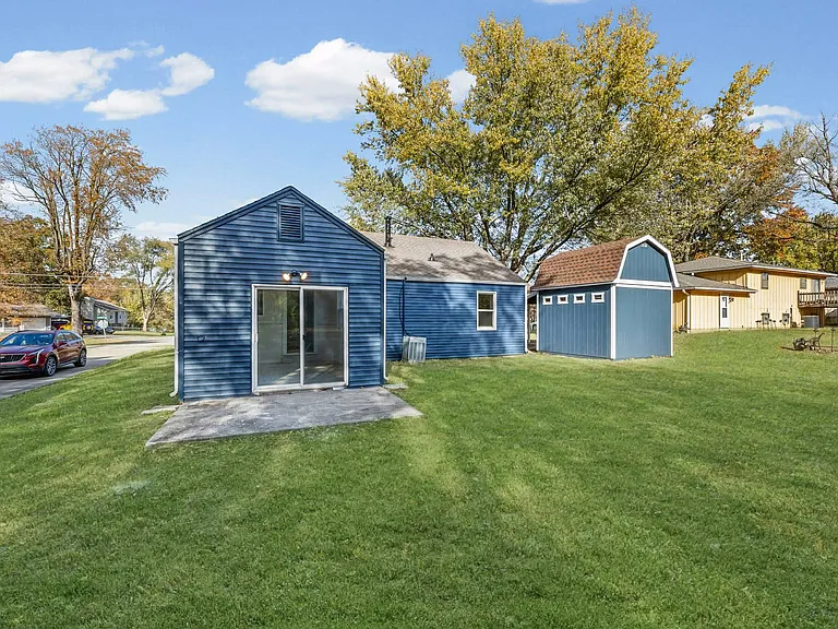 5631 Parkview Ave — Photo 27