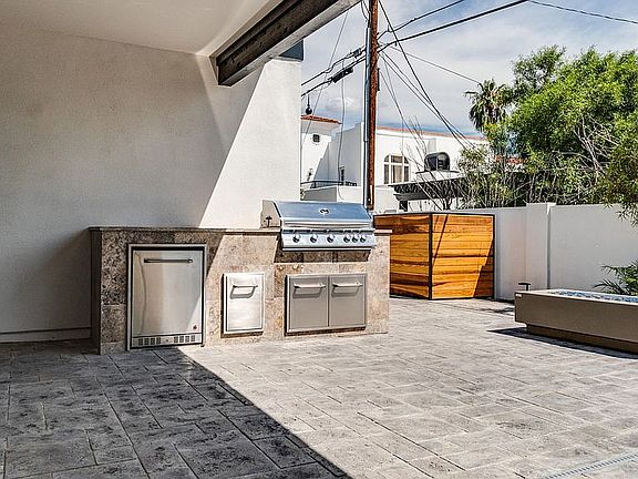 4th image of 7019 E Pasadena Ave
