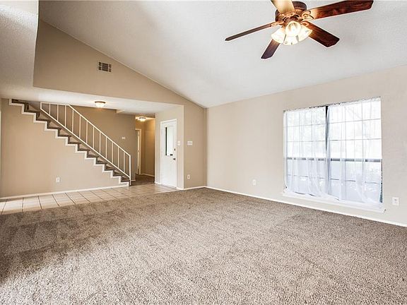 3rd image of 1125 Geneva Ct