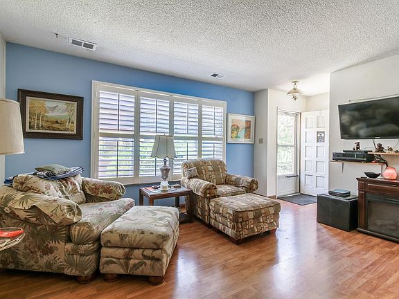 4th image of 9253 E Nassau Ave #296