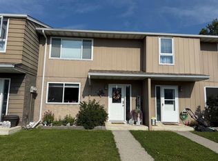 457 W Collinge Rd #324, Hinton, AB T7V 1K8