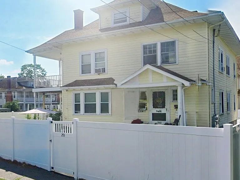253 Humphrey St #2 — Photo 38